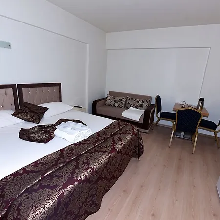 Hotel Beyaz Koesk *