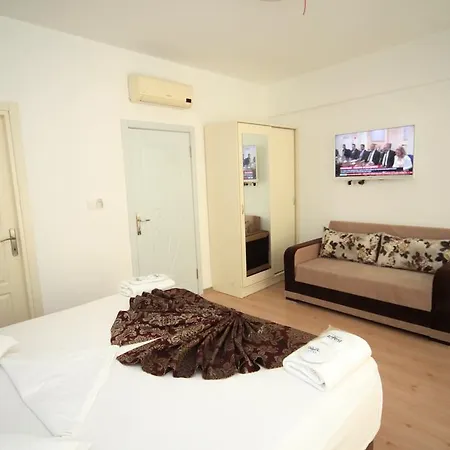 Beyaz Koesk Hotel *